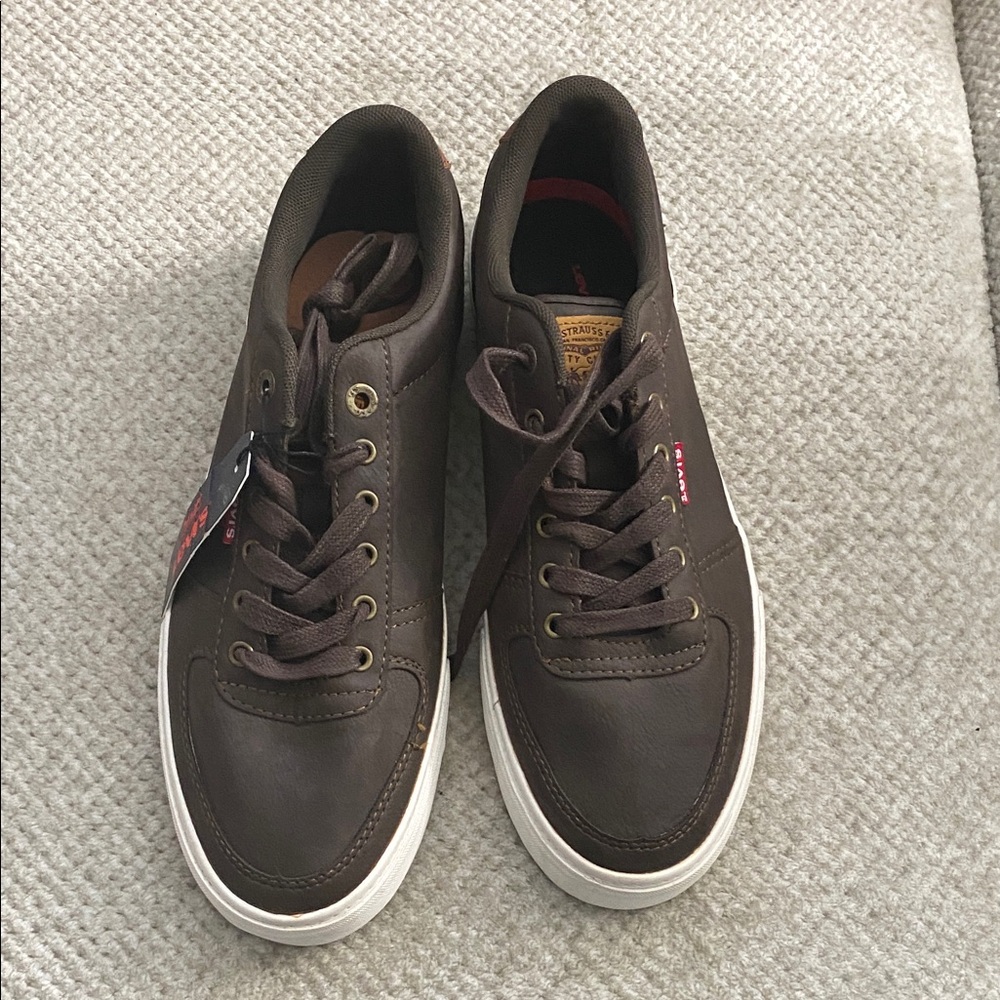Levi's Men's Athletic Shoes & Sneakers size 9.